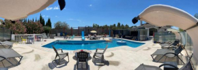 Charming Villa in Turís with Shared Pool and Garden